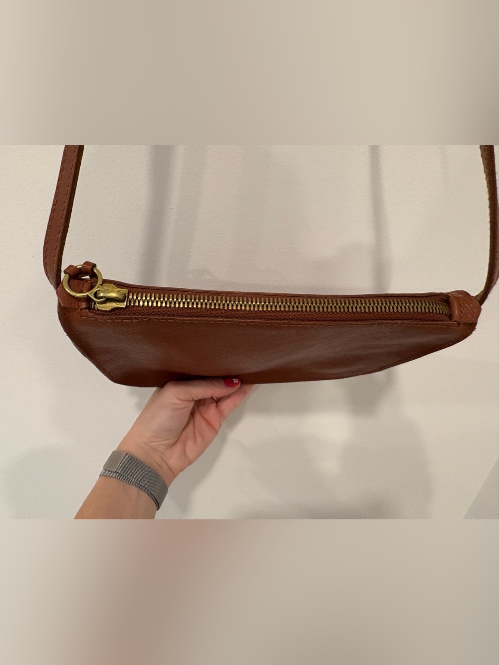 Madewell The Simple crossbody purse in English Saddle Brown - Picture 5 of 7